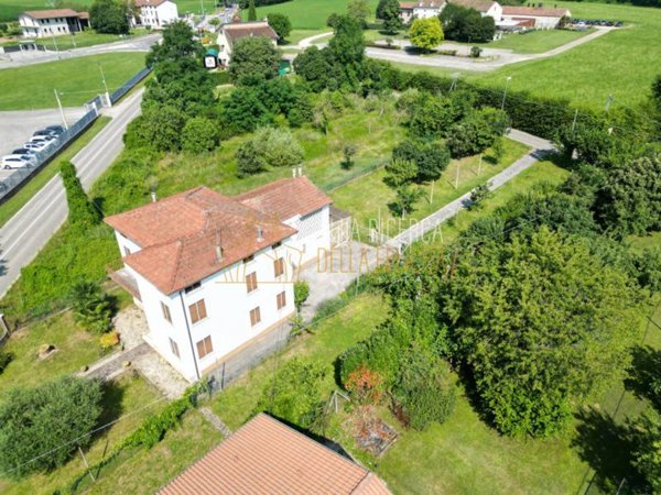 casa indipendente in vendita a Schio in zona Giavenale