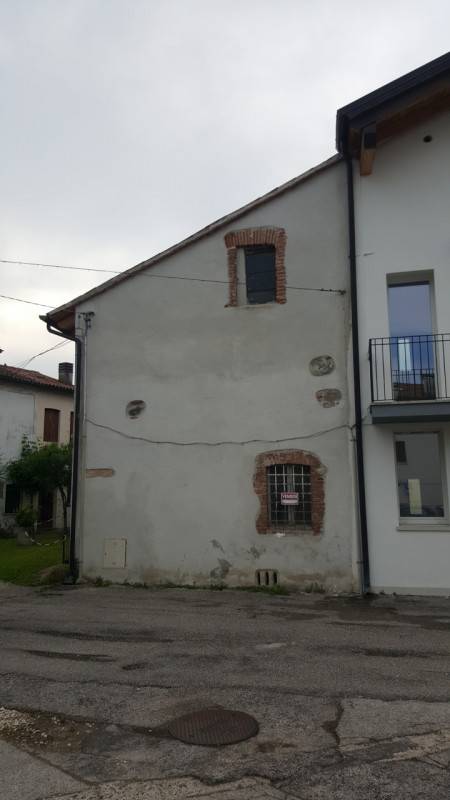 casa indipendente in vendita a Schio in zona Giavenale