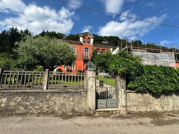 casa indipendente in vendita a Schio in zona Magrè