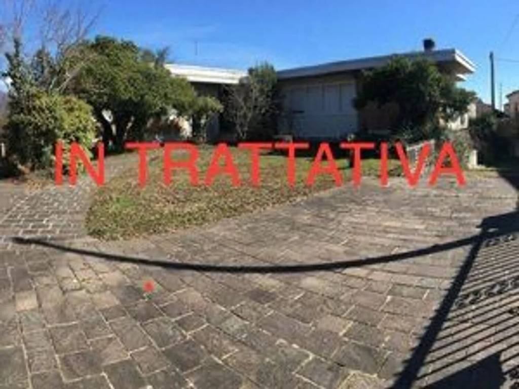 casa indipendente in vendita a Schio in zona Magrè
