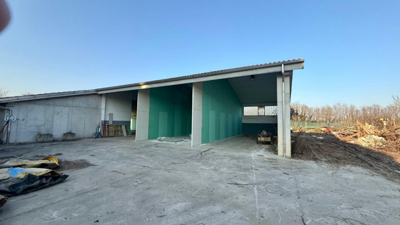 locale di sgombero in vendita a Schio in zona Giavenale