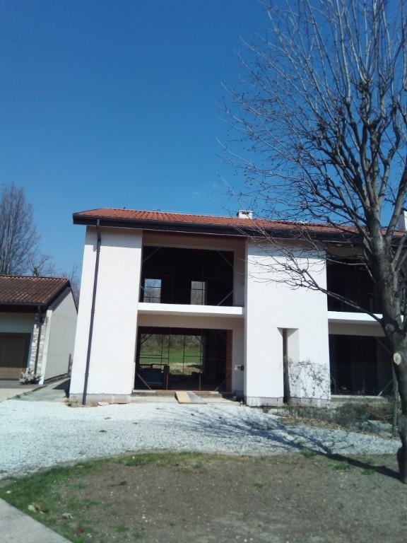 casa indipendente in vendita a Schio in zona Giavenale