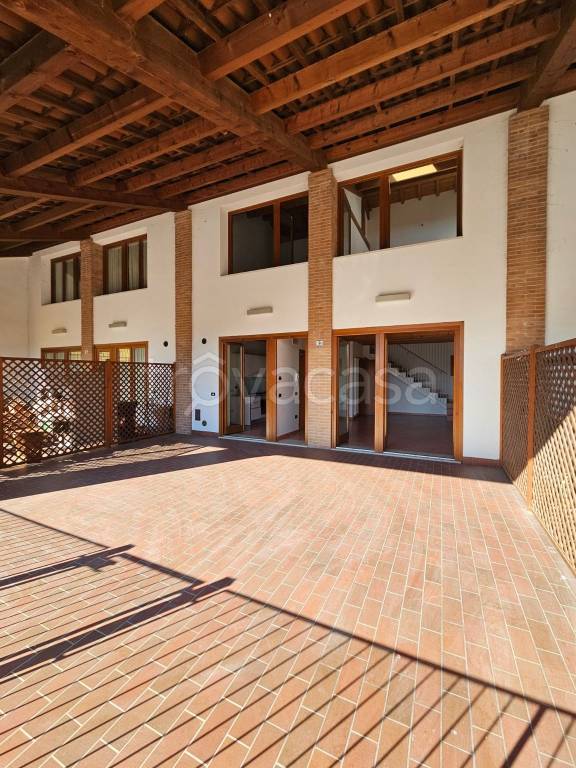 casa indipendente in vendita a Schio in zona Giavenale