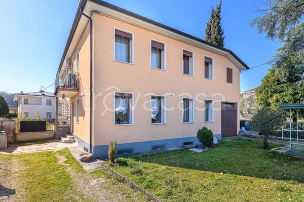 casa indipendente in vendita a Schio in zona Magrè