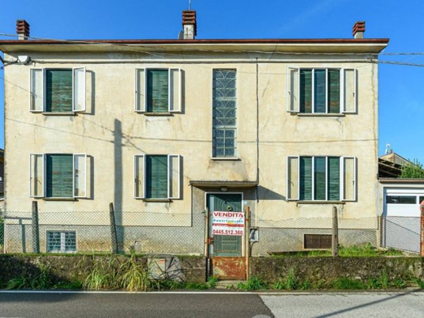 casa indipendente in vendita a Schio in zona Giavenale