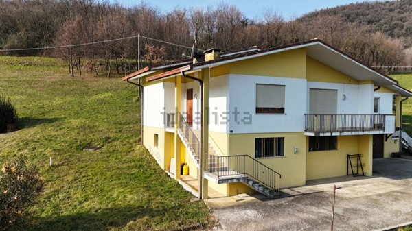 casa indipendente in vendita a Schio