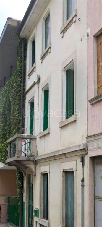 appartamento in vendita a Schio