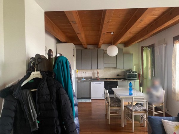 appartamento in vendita a Schio in zona Poleo