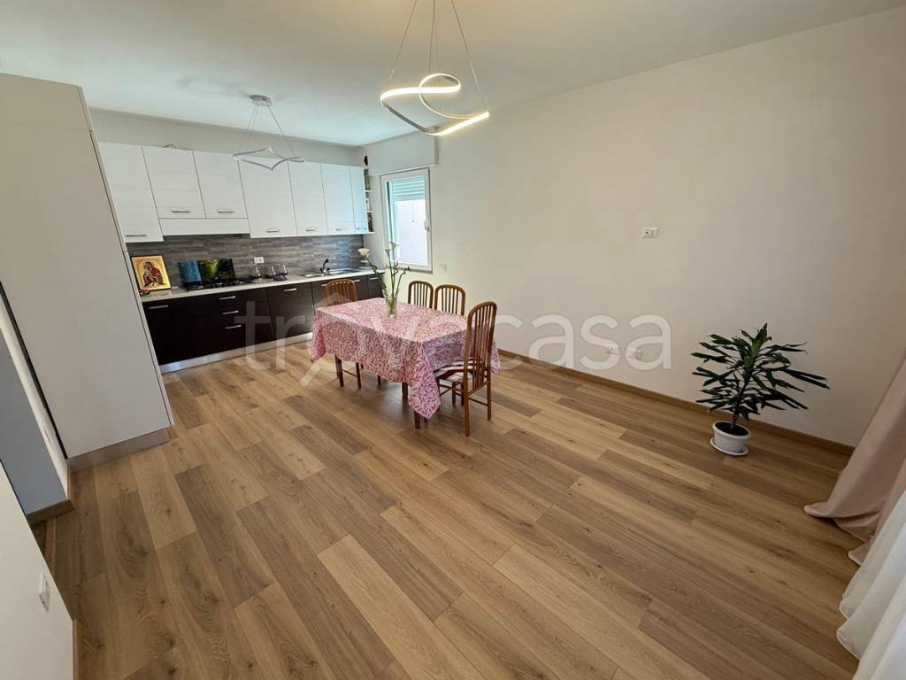casa indipendente in vendita a Schio