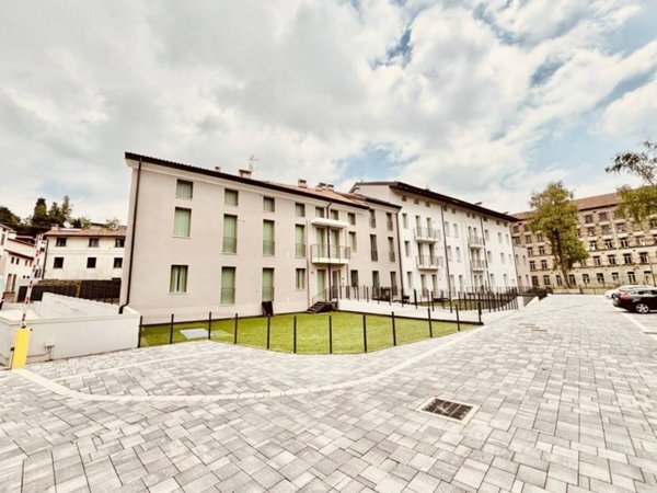 appartamento in vendita a Schio