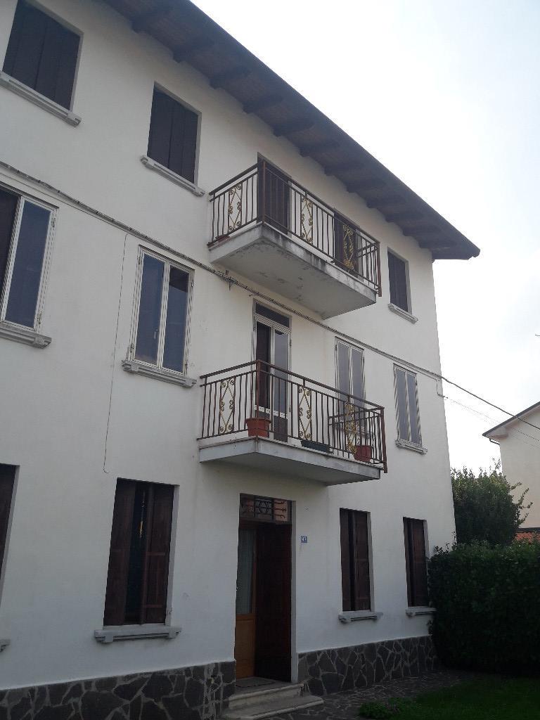 casa indipendente in vendita a Schio in zona Santa Croce