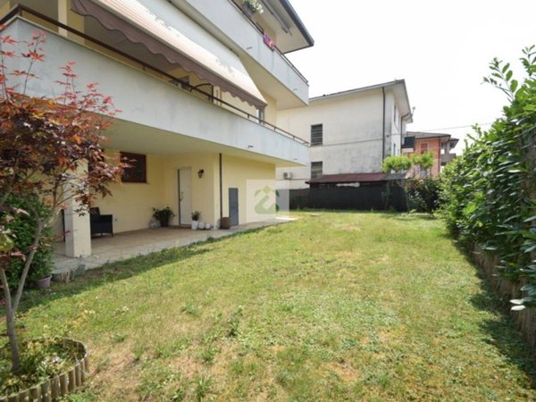 casa indipendente in vendita a Schio in zona Santa Croce