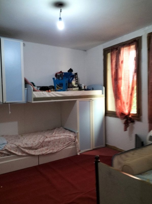 appartamento in vendita a Schio in zona Magrè