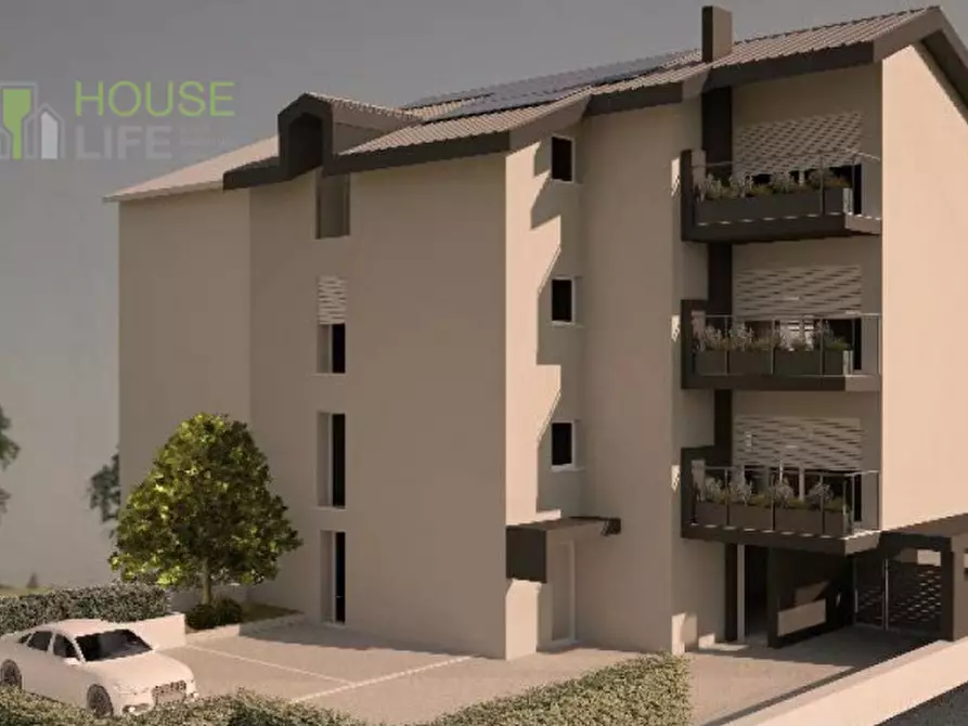 appartamento in vendita a Schio in zona Magrè