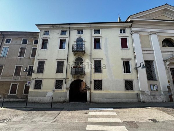 appartamento in vendita a Schio