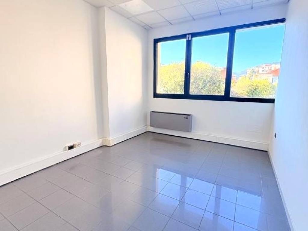 ufficio in vendita a Schio
