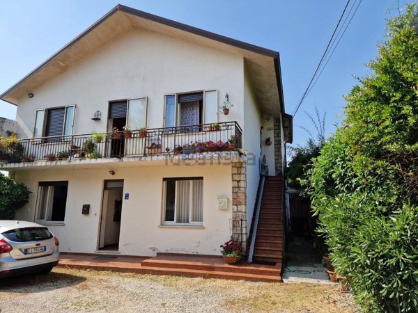 casa indipendente in vendita a Schio