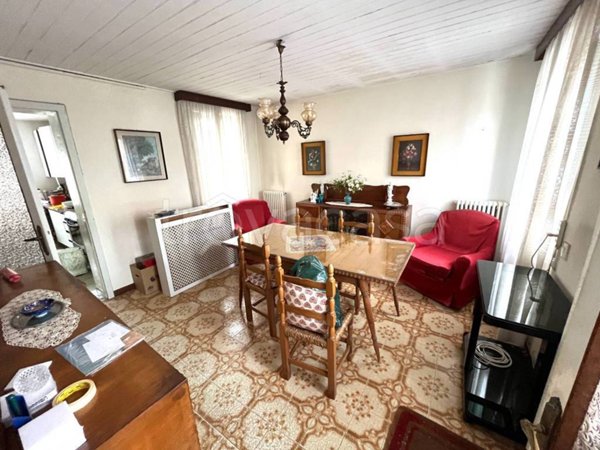casa indipendente in vendita a Schio in zona Magrè