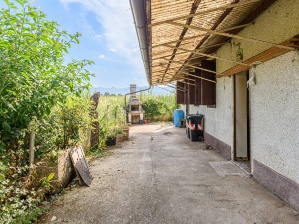 casa indipendente in vendita a Schio