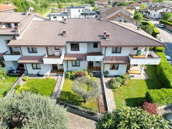casa indipendente in vendita a Schio