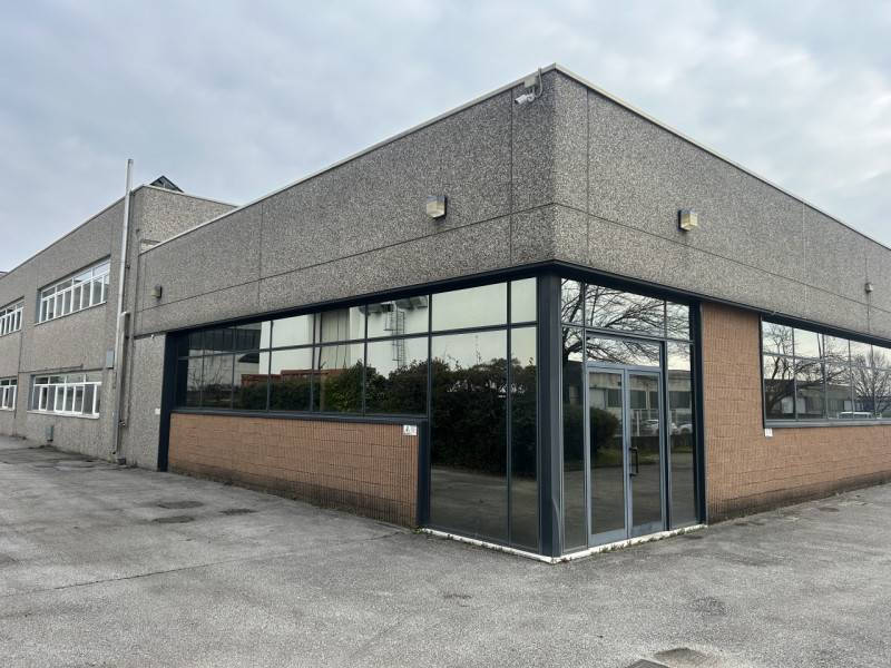 terreno edificabile in vendita a Schio
