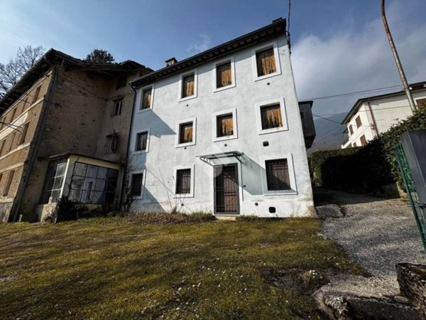 casa indipendente in vendita a Schio in zona Tretto