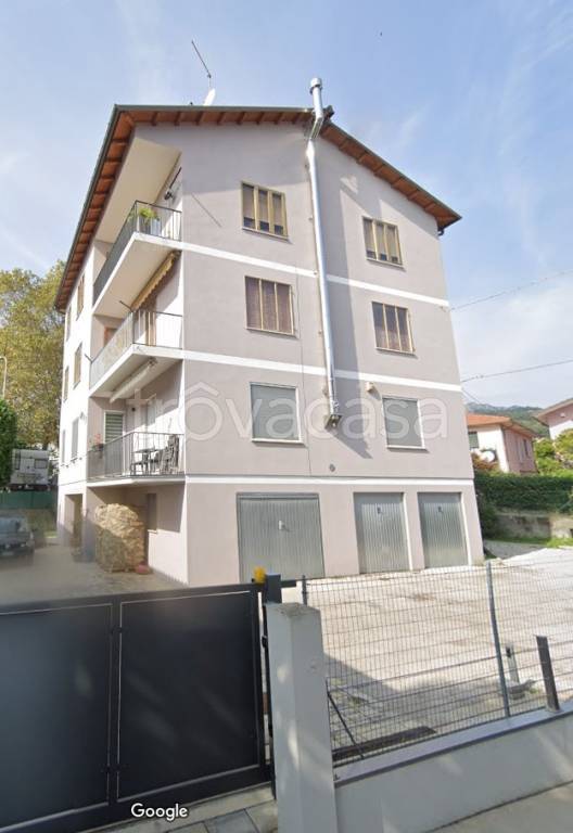 appartamento in vendita a Schio