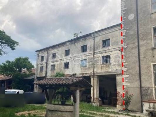 casa indipendente in vendita a Schio in zona Magrè
