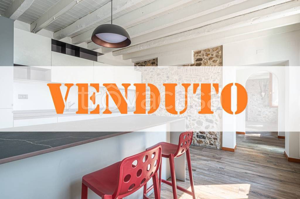 casa indipendente in vendita a Schio