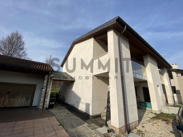 appartamento in vendita a Schio