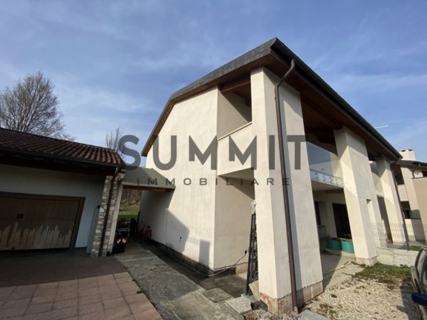 appartamento in vendita a Schio