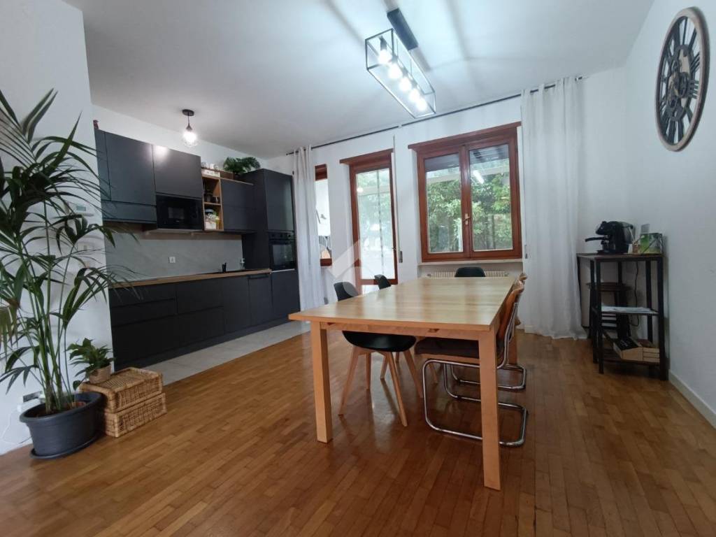 appartamento in vendita a Schio