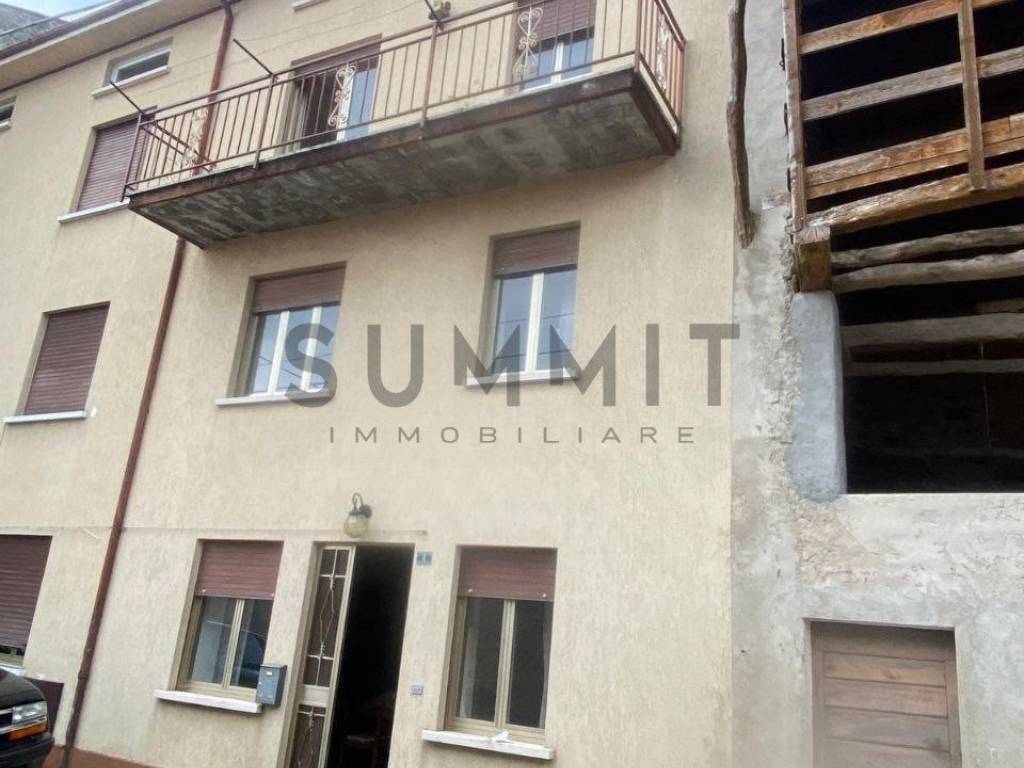 casa indipendente in vendita a Schio