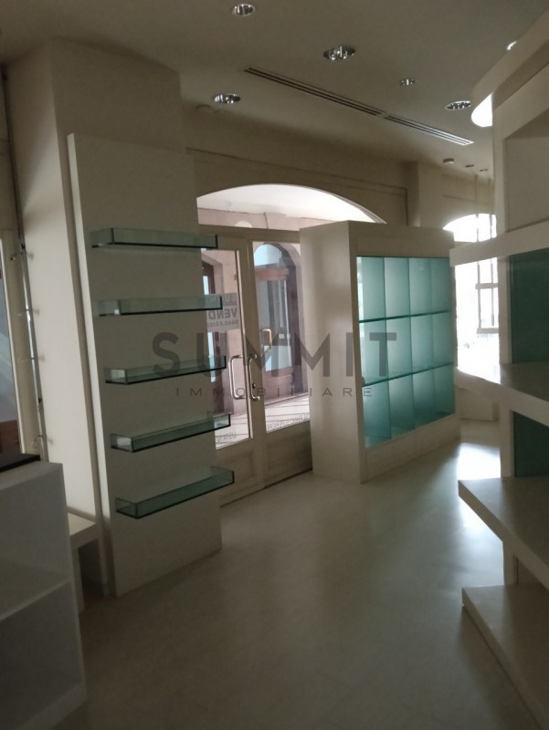 negozio in vendita a Schio