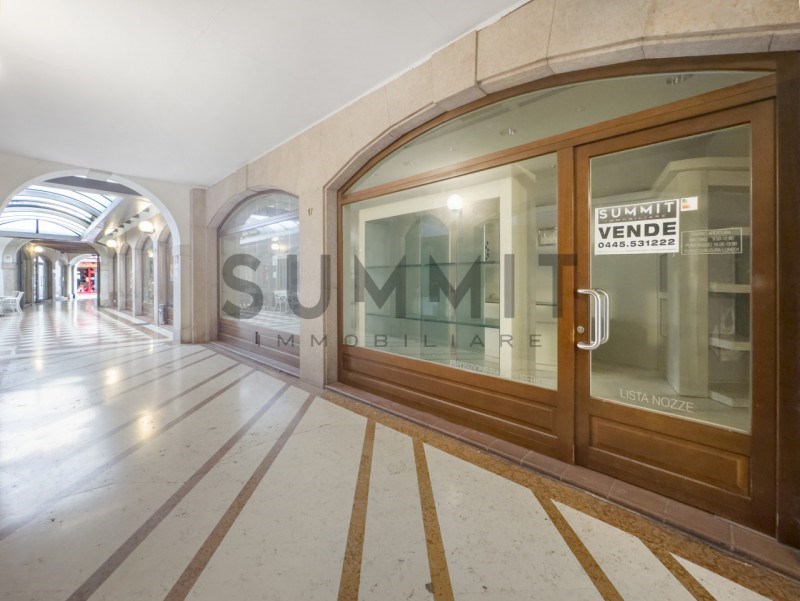 negozio in vendita a Schio