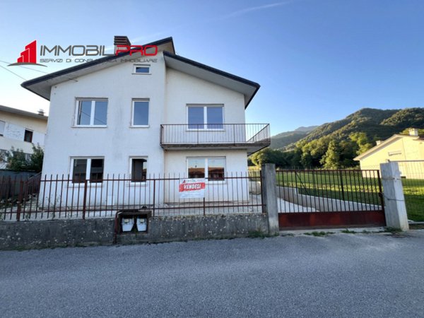 casa indipendente in vendita a Schio