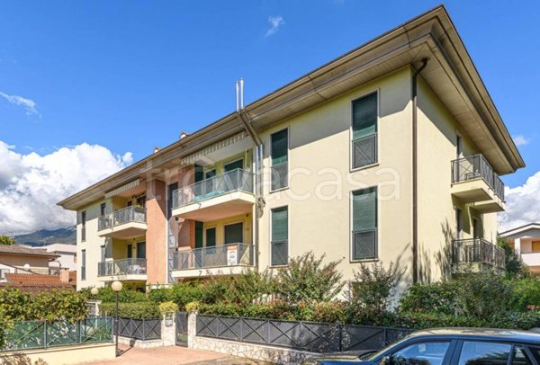 appartamento in vendita a Schio in zona Magrè