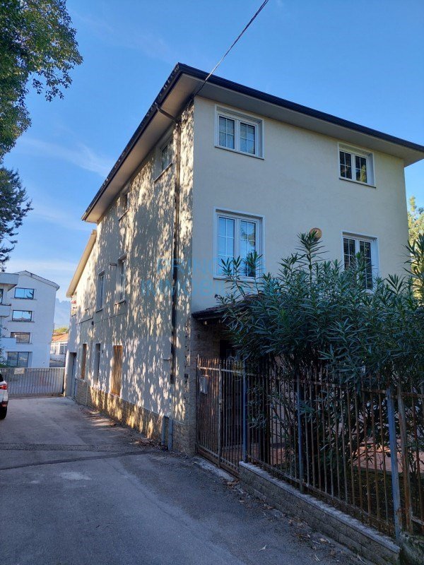 casa indipendente in vendita a Schio