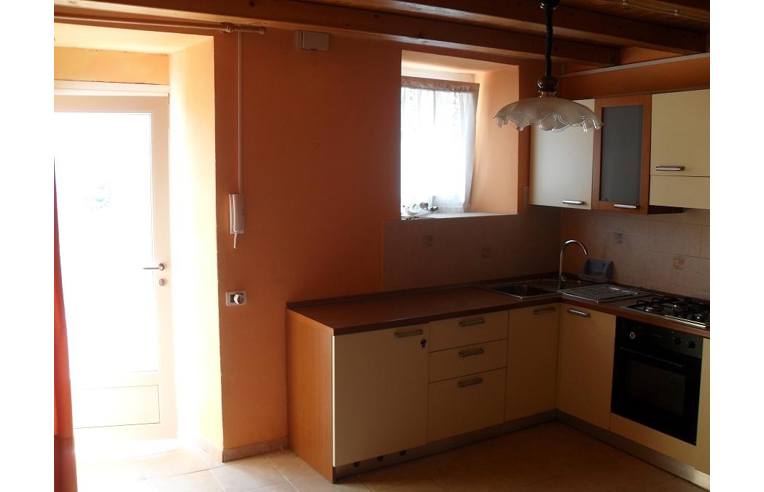 appartamento in vendita a Schio in zona Poleo