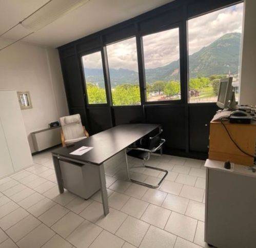 ufficio in vendita a Schio