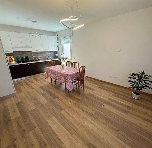 casa indipendente in vendita a Schio