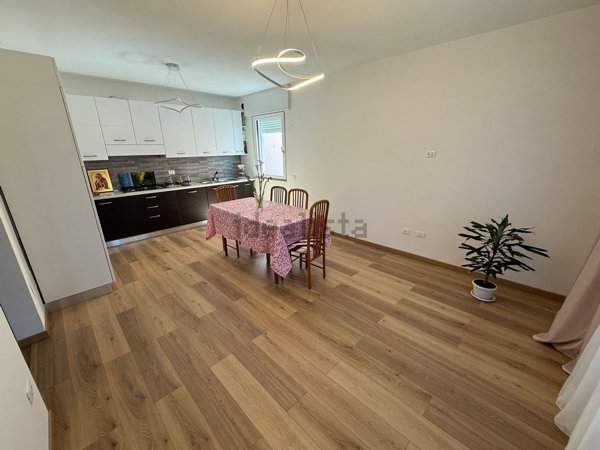 casa indipendente in vendita a Schio