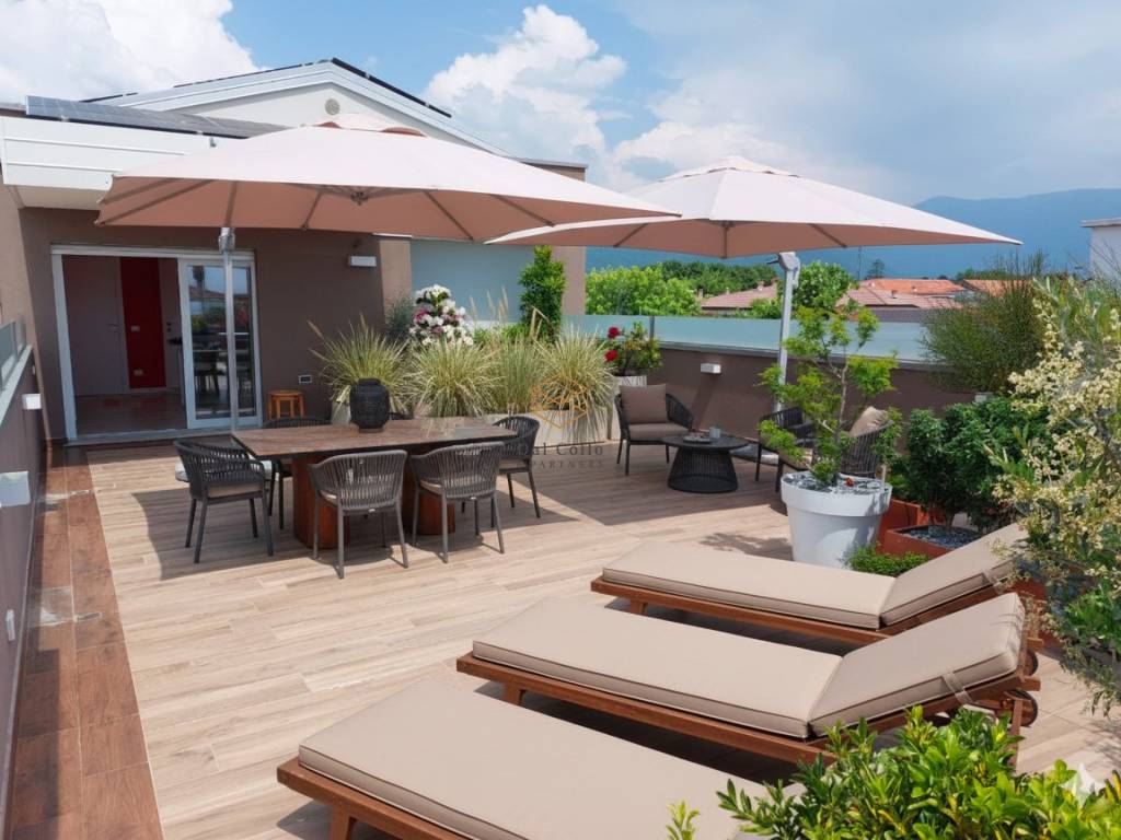 appartamento in vendita a Schio in zona Giavenale