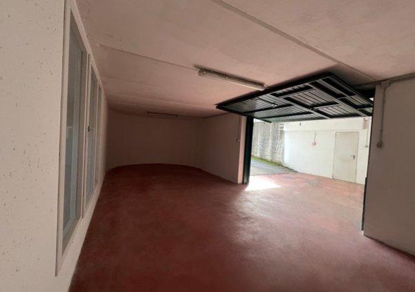 locale di sgombero in vendita a Schio