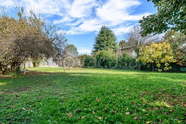 casa indipendente in vendita a Schio in zona Magrè