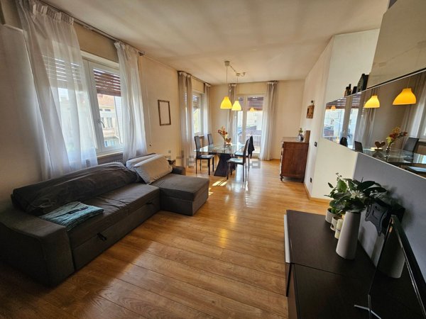 casa indipendente in vendita a Schio in zona Santa Croce