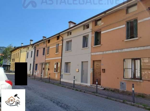 appartamento in vendita a Schio