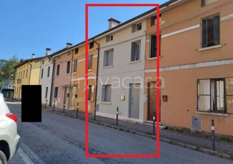 casa indipendente in vendita a Schio