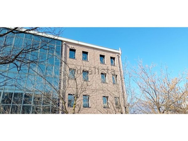 ufficio in vendita a Schio in zona Vegri