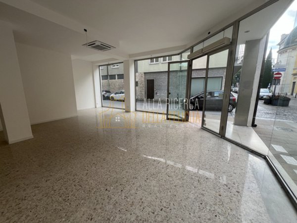 negozio in vendita a Schio
